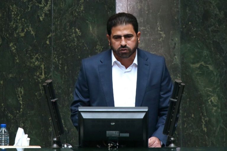 نماینده شوش مطرح کرد:مطالبات کارگران هفت تپه ۱۵ مرداد در مجلس طرح و پیگیری میشوند نماینده شوش مطرح کرد:مطالبات کارگران هفت تپه ۱۵ مرداد در مجلس طرح و پیگیری میشوند