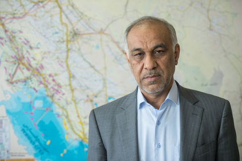 نماینده ویژه وزیر نفت در استان خوزستان :نگاه نفت در تامین نیازهای سیل زدگان بلند مدت است