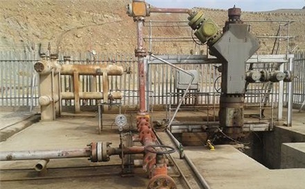 با اقدام بموقع نیروهای عملیاتی نشت سیال از چاه شماره ۱۵ لالی کنترل شد با اقدام بموقع نیروهای عملیاتی نشت سیال از چاه شماره ۱۵ لالی کنترل شد
