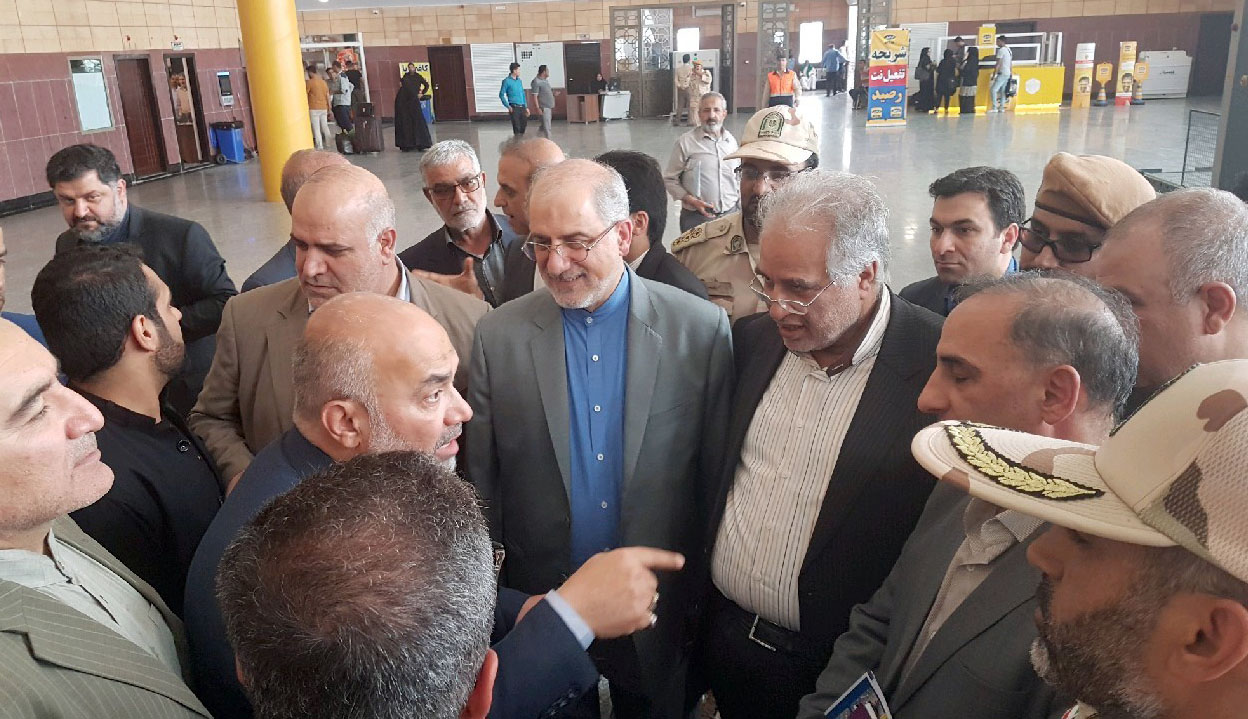 بازدید معاون اقتصادی وزارت امور خارجه از پایانه مرزی شلمچه بازدید معاون اقتصادی وزارت امور خارجه از پایانه مرزی شلمچه