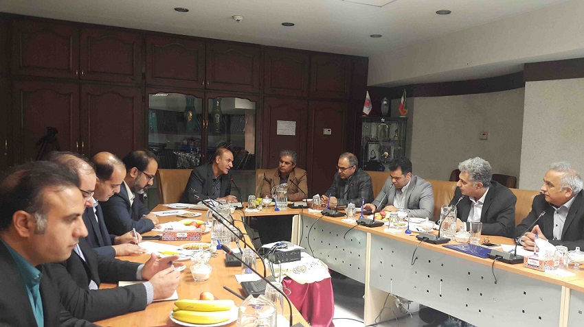 مدیر نظارت بر تولید نفت و گاز شرکت ملی نفت ایران: موسسه مطالعات انرژی خوراک فکری واحدهای عملیاتی را تامین کند