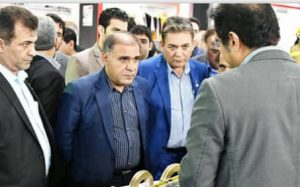دیدار مدیر عامل شرکت ملی حفاری با جمعی ازتولید کنندگان داخلی در دومین روز کاری دهمین نمایشگاه ساخت تجهیزات صنعت نفت و حفاری خوزستان دیدار مدیر عامل شرکت ملی حفاری با جمعی ازتولید کنندگان داخلی در دومین روز کاری دهمین نمایشگاه ساخت تجهیزات صنعت نفت و حفاری خوزستان