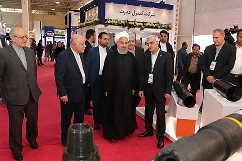 رئیس جمهوری: دولت پشتیبان طرحهای جدید صنعت نفت، خوداتکایی و افزایش تولید داخل است رئیس جمهوری: دولت پشتیبان طرحهای جدید صنعت نفت، خوداتکایی و افزایش تولید داخل است